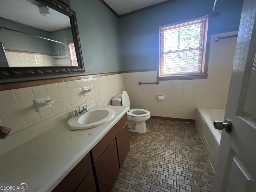 1342 N Jefferson ST Dublin, GA 31021
