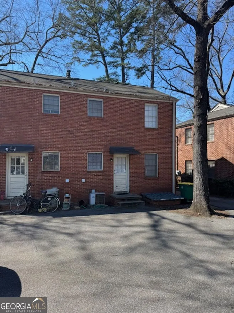 1449 Milledge AVE Athens, GA 30605