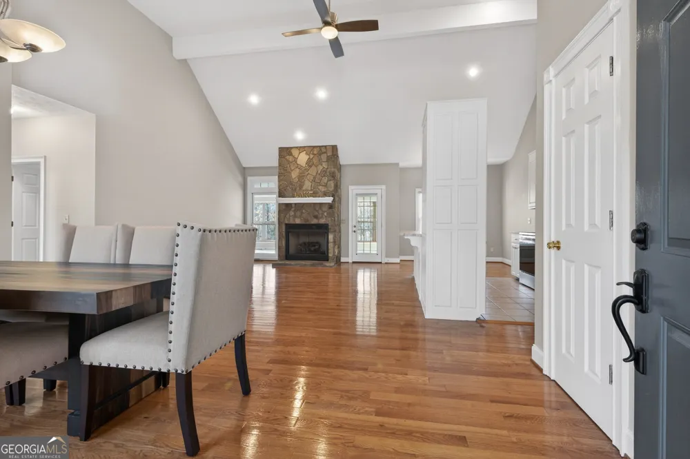 390 Lake Place DR Lavonia, GA 30553