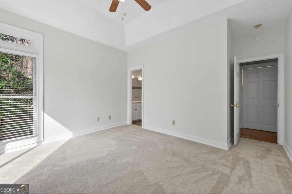 390 Lake Place DR Lavonia, GA 30553