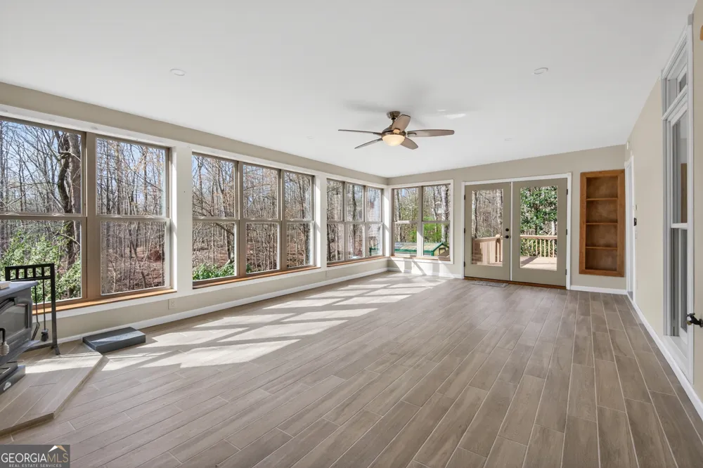 390 Lake Place DR Lavonia, GA 30553