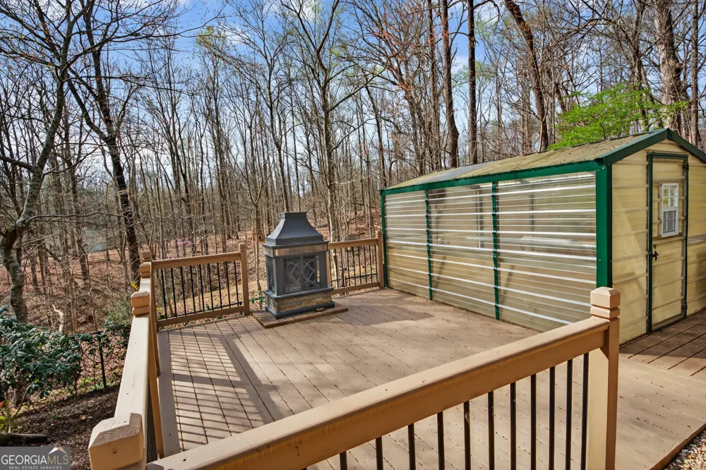 390 Lake Place DR Lavonia, GA 30553