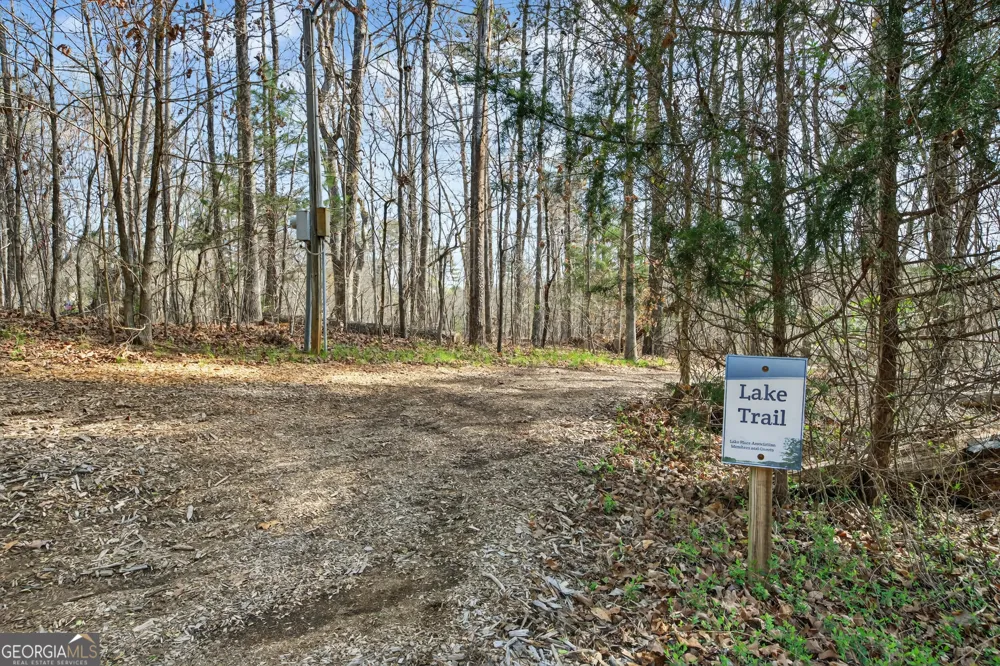 390 Lake Place DR Lavonia, GA 30553