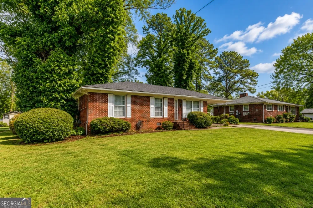 263 E Girard AVE Cedartown, GA 30125