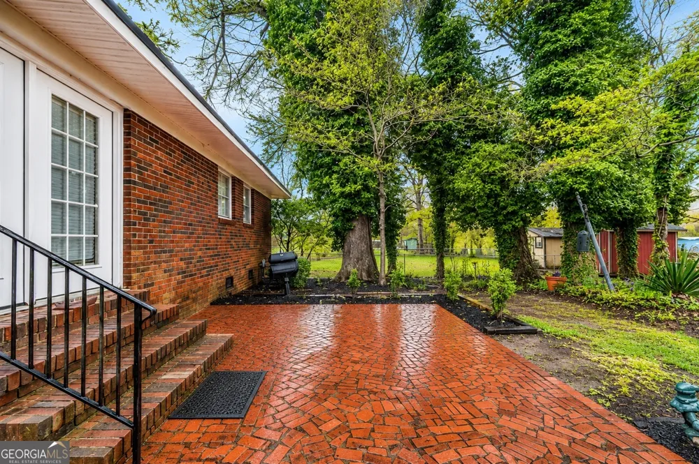 263 E Girard AVE Cedartown, GA 30125
