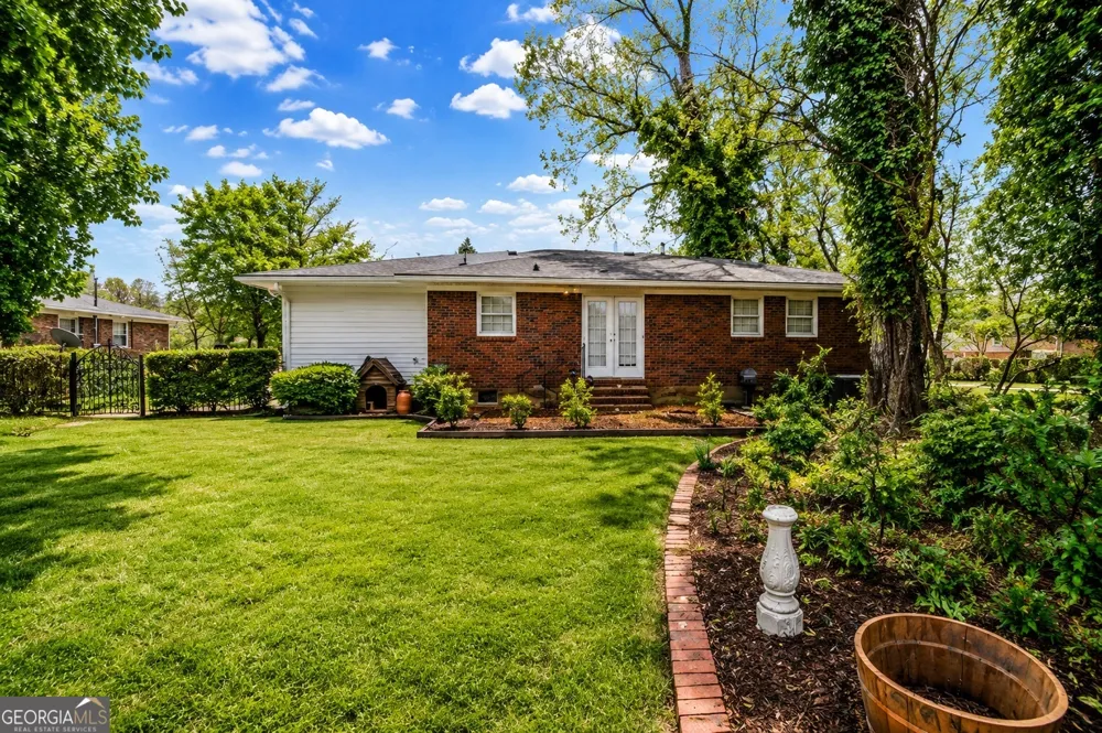 263 E Girard AVE Cedartown, GA 30125