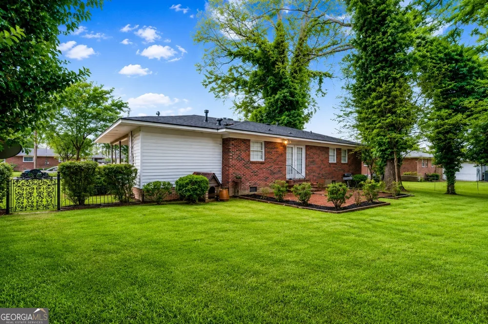 263 E Girard AVE Cedartown, GA 30125