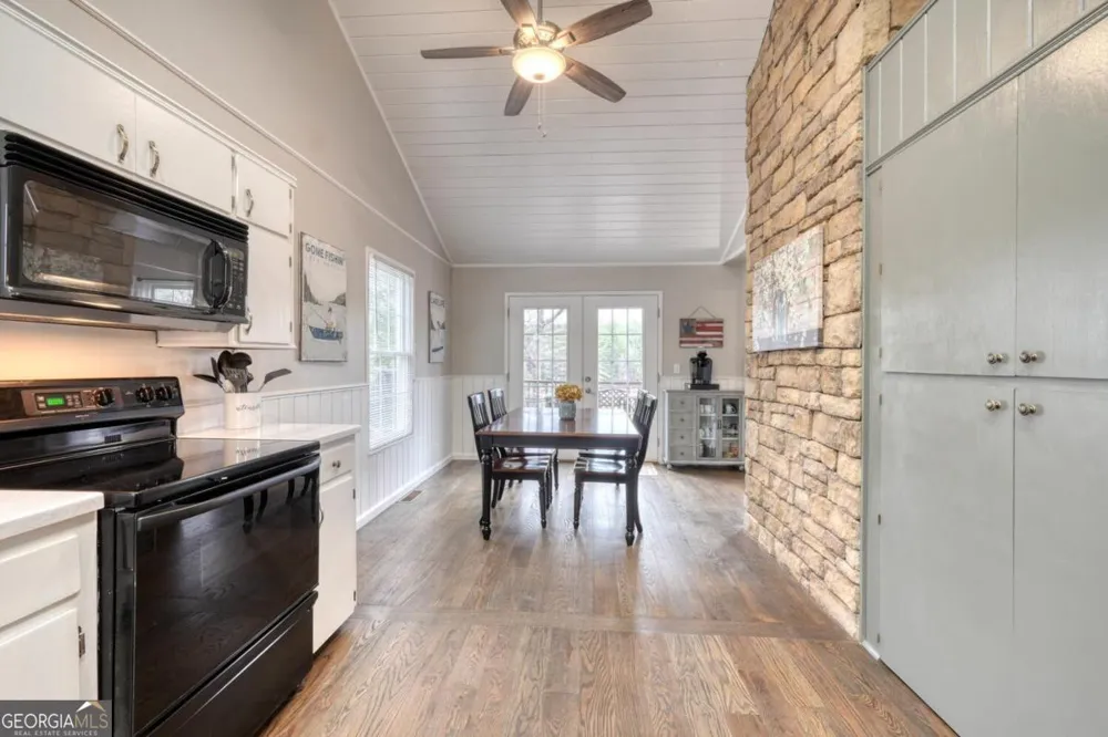176 Madison AVE Blairsville, GA 30512