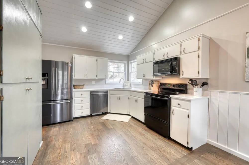 176 Madison AVE Blairsville, GA 30512