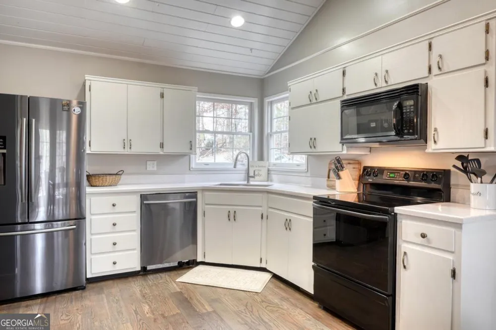 176 Madison AVE Blairsville, GA 30512