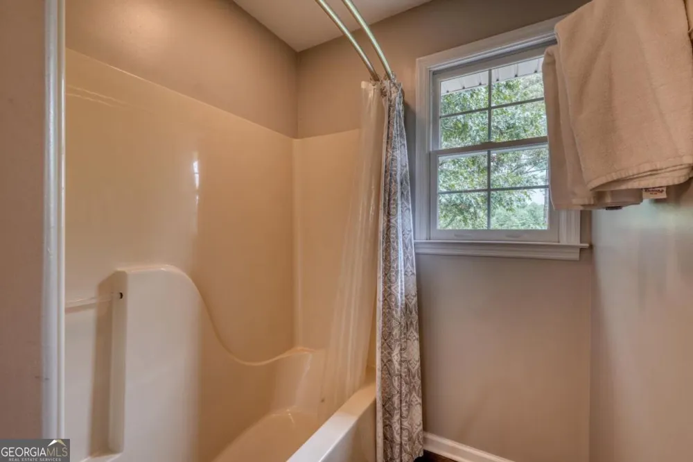 176 Madison AVE Blairsville, GA 30512