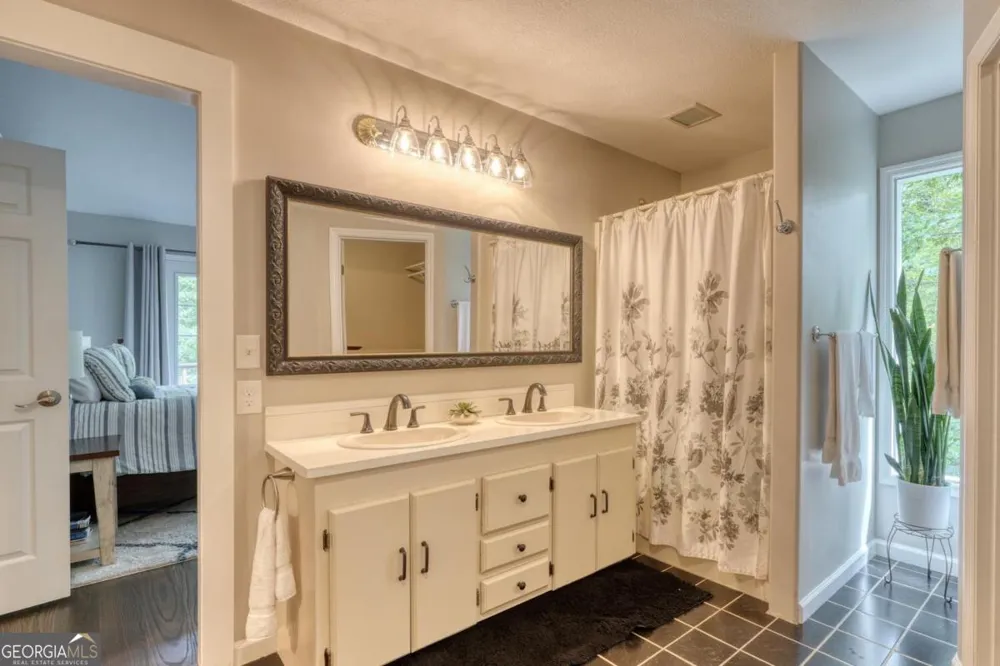 176 Madison AVE Blairsville, GA 30512