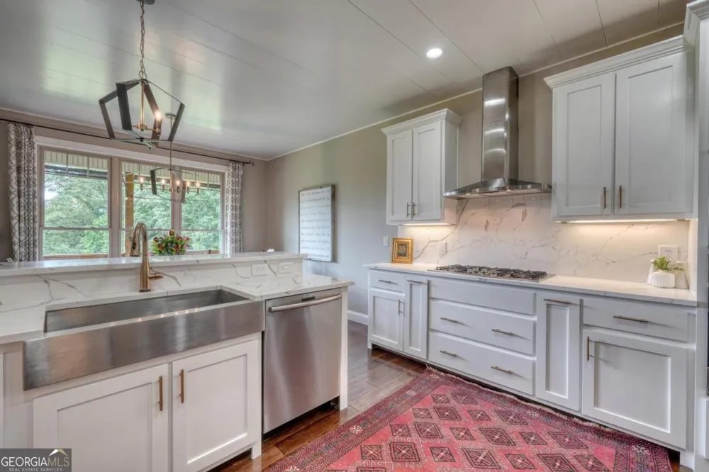 583 Fleenor RD Blairsville, GA 30512