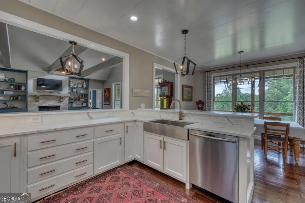 583 Fleenor RD Blairsville, GA 30512