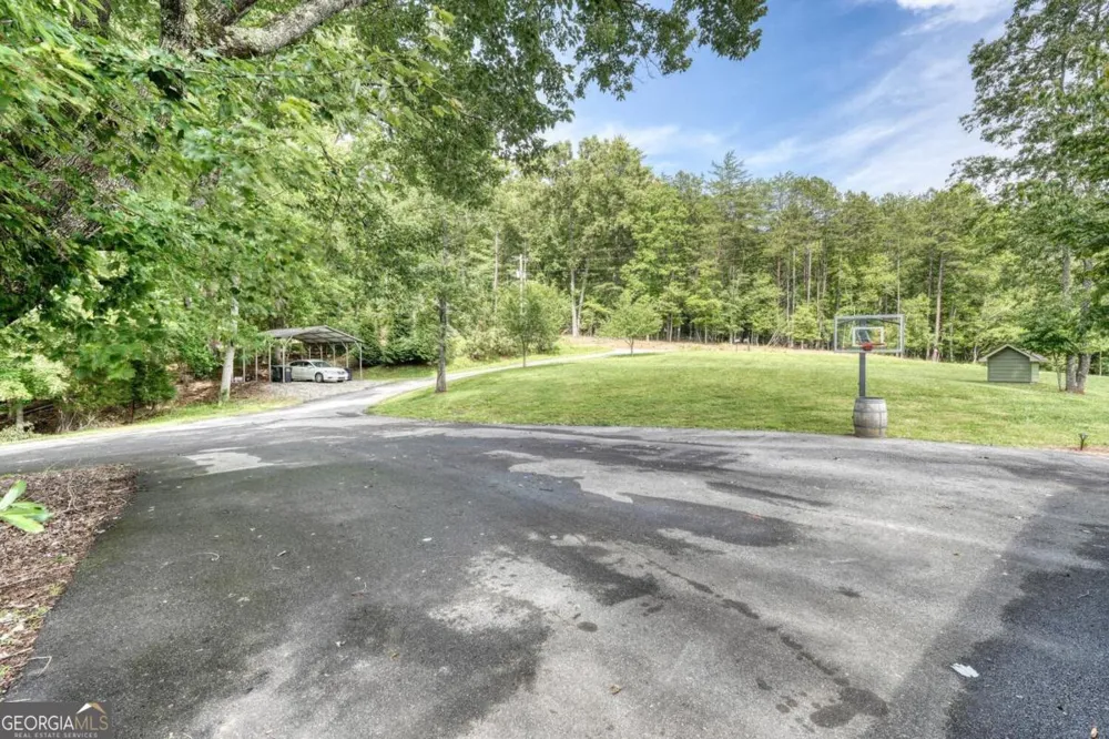 583 Fleenor RD Blairsville, GA 30512