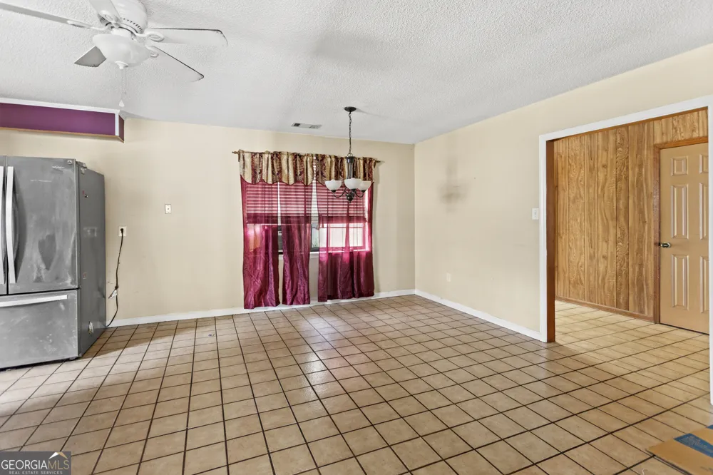 160 Hall ST Hinesville, GA 31313