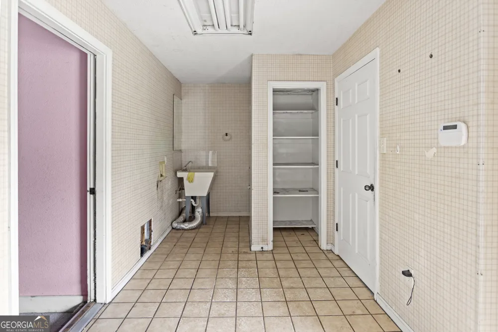 160 Hall ST Hinesville, GA 31313