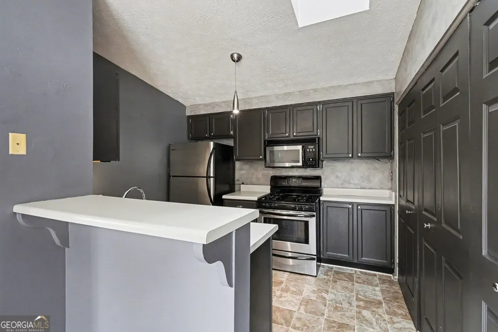 1325 Keys Lake DR NE Brookhaven, GA 30319