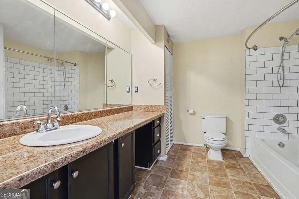 1325 Keys Lake DR NE Brookhaven, GA 30319
