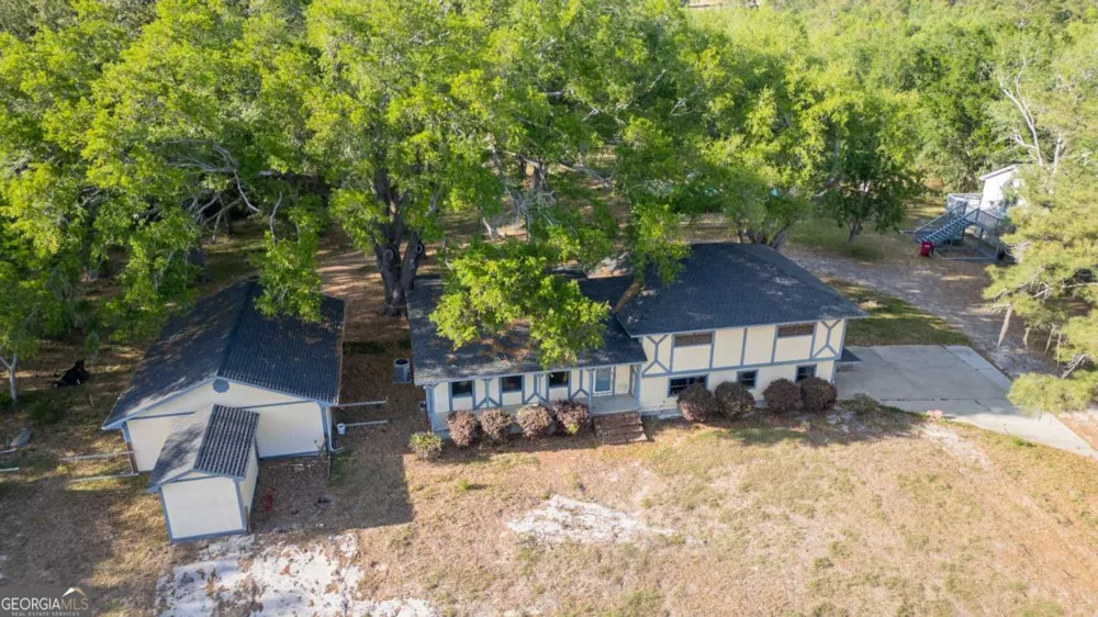 528 Gardner RD Baxley, GA 31513