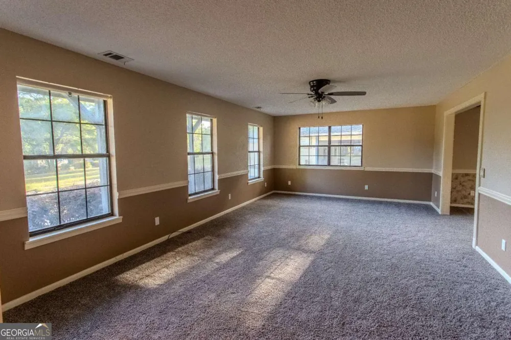 528 Gardner RD Baxley, GA 31513