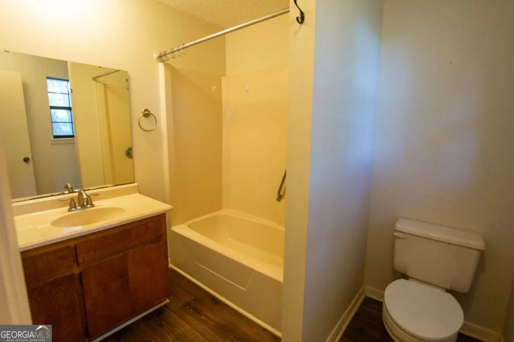 528 Gardner RD Baxley, GA 31513