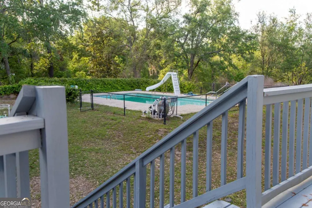 528 Gardner RD Baxley, GA 31513