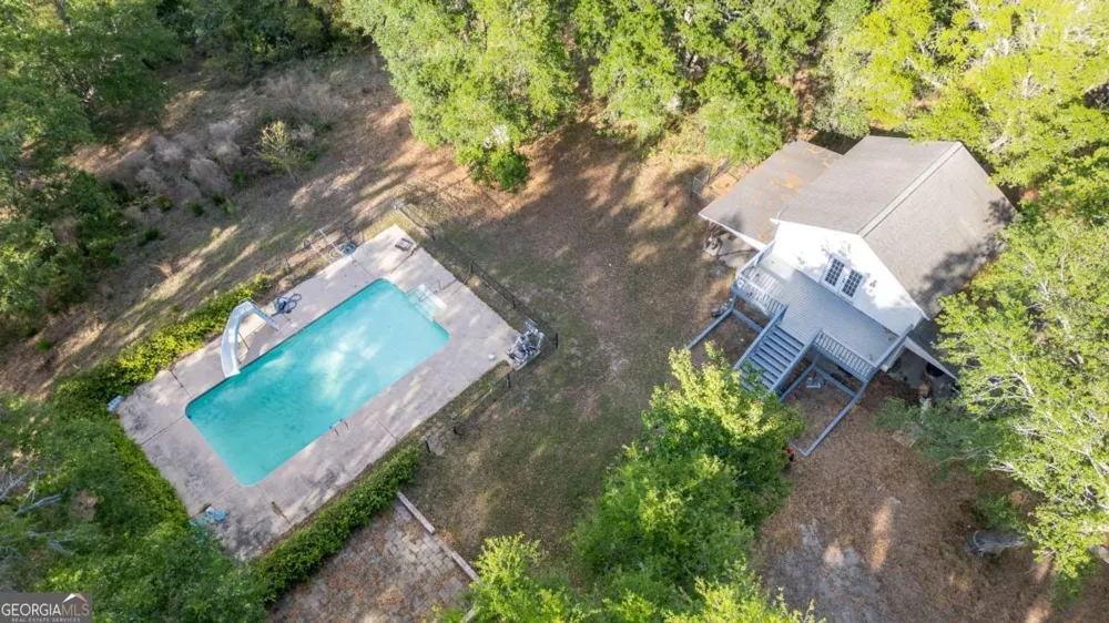 528 Gardner RD Baxley, GA 31513