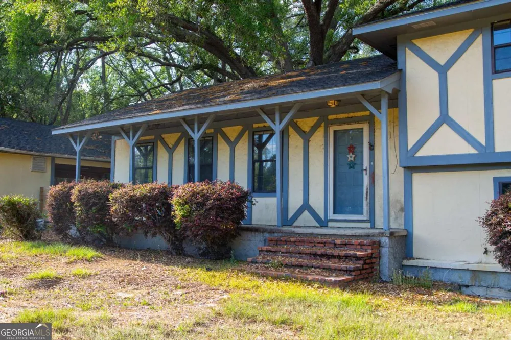 528 Gardner RD Baxley, GA 31513