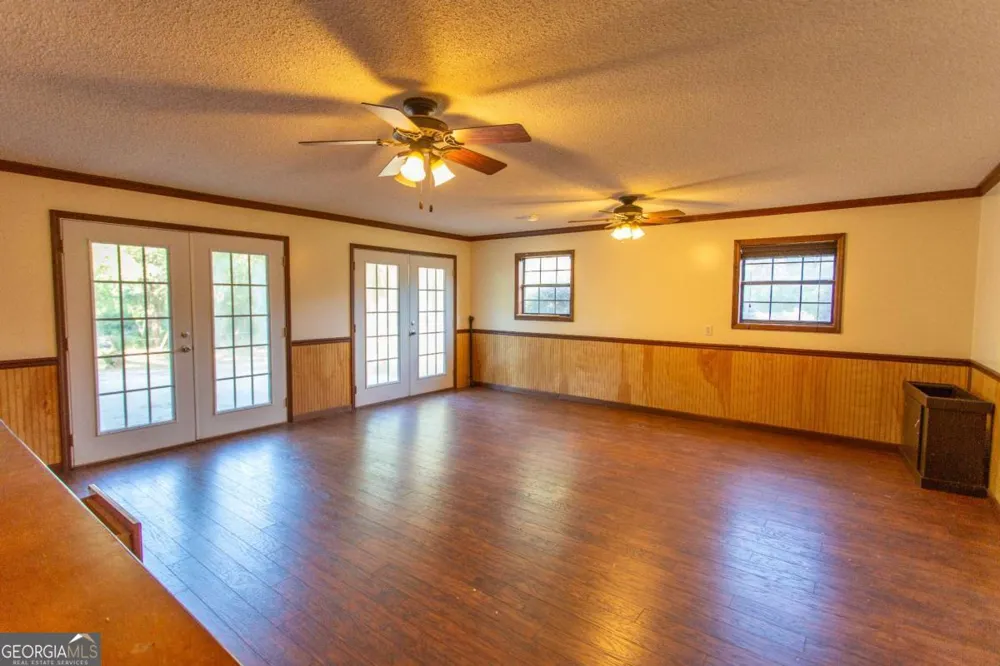 528 Gardner RD Baxley, GA 31513