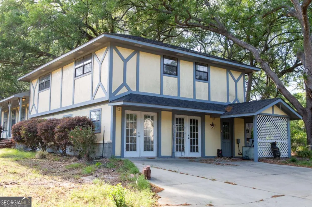 528 Gardner RD Baxley, GA 31513