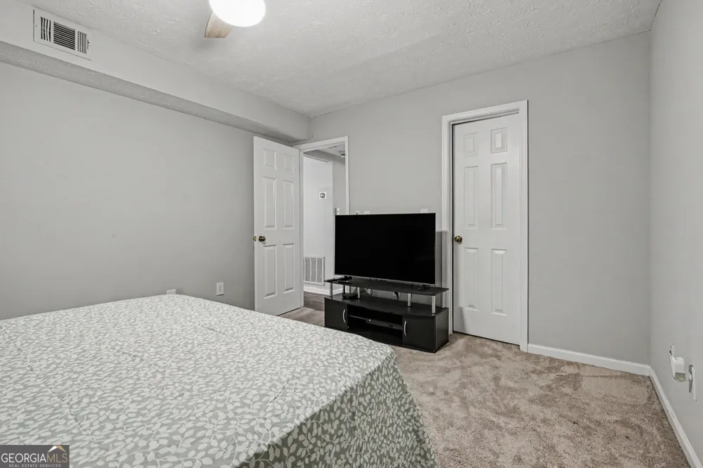 4004 Woodridge WAY Tucker, GA 30084