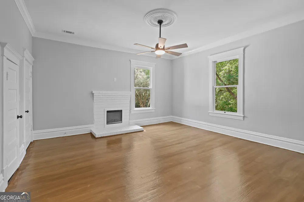 674 Dunlevie RD Allenhurst, GA 31301