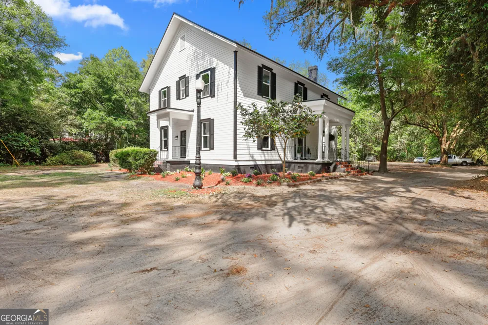 674 Dunlevie RD Allenhurst, GA 31301