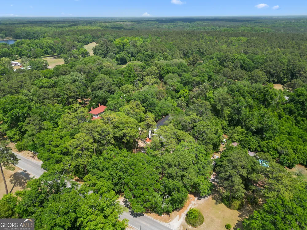674 Dunlevie RD Allenhurst, GA 31301