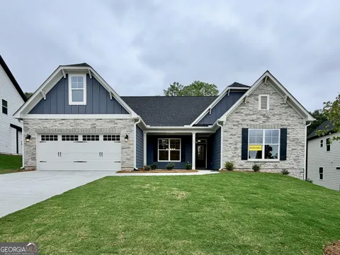 141 Cedar Crest LN