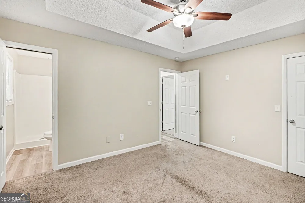 1382 N Hampton DR Hampton, GA 30228