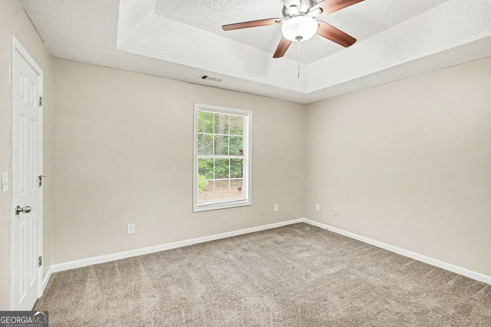 1382 N Hampton DR Hampton, GA 30228