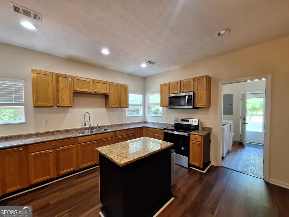 806 Springfield CIR LaFayette, AL 36862