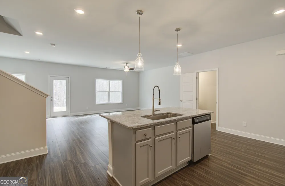 95 Avian WAY Auburn, GA 30011
