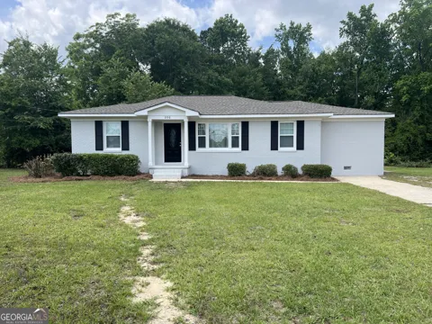 206 Country Club RD