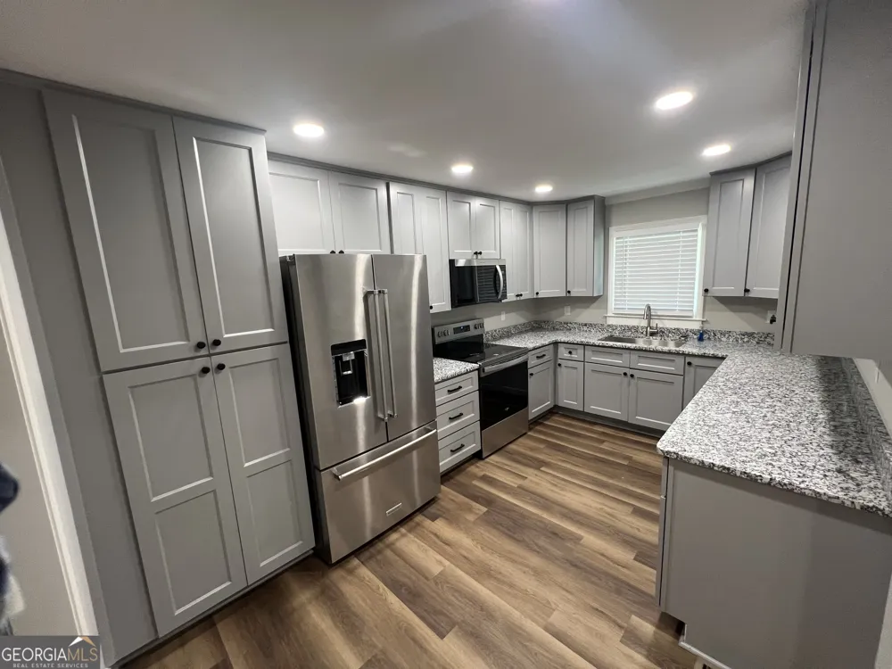 206 Country Club RD Dublin, GA 31021