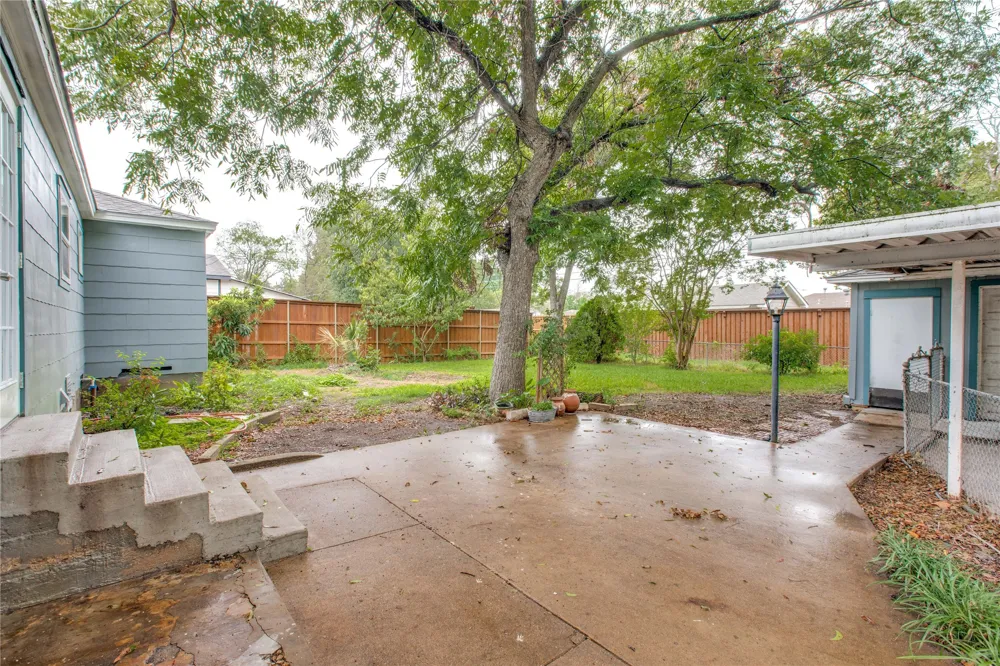 1524 W Lakeside Drive Garland, TX 75042