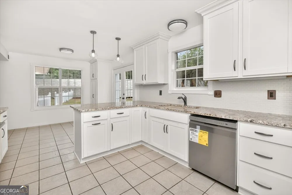 102 Applegate CT Bonaire, GA 31005