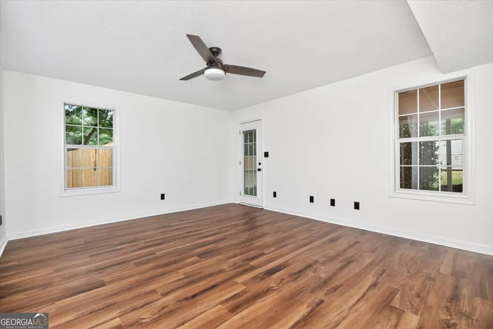 102 Applegate CT Bonaire, GA 31005