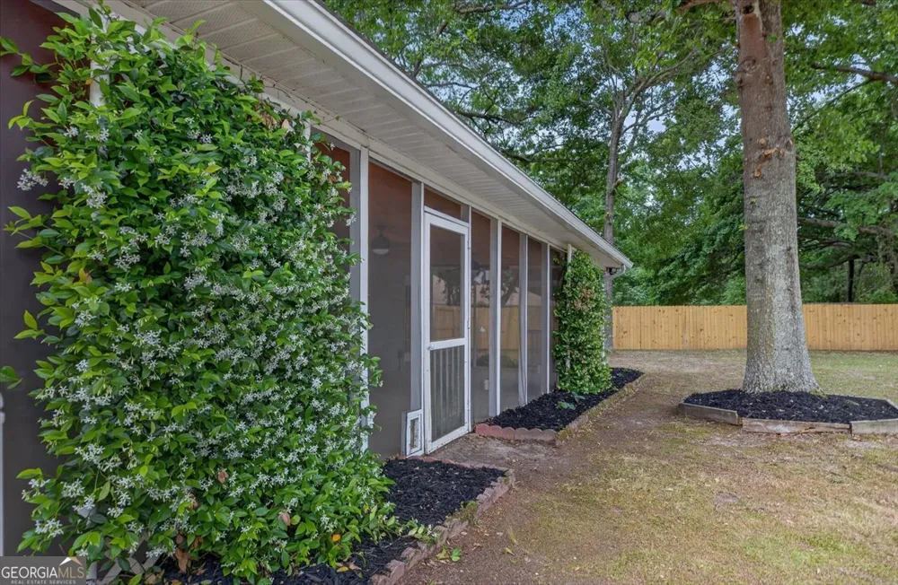 102 Applegate CT Bonaire, GA 31005