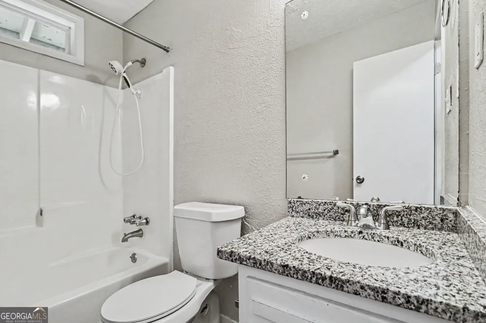 1012 Ascot CT Riverdale, GA 30296