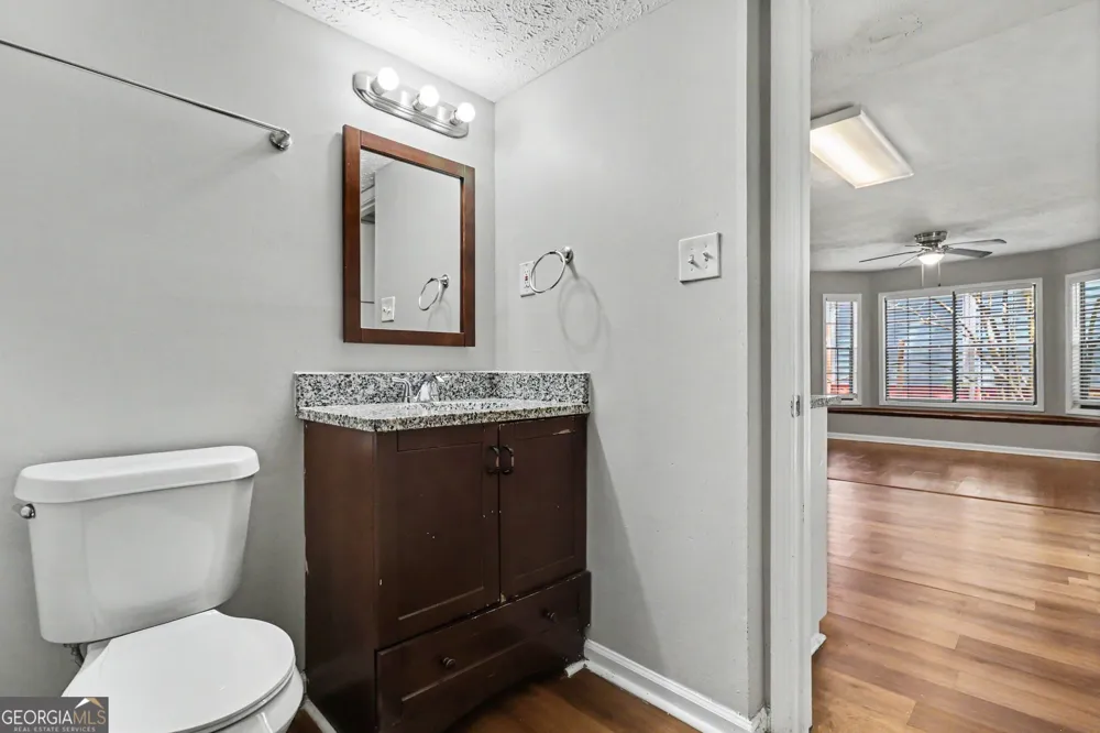 1012 Ascot CT Riverdale, GA 30296