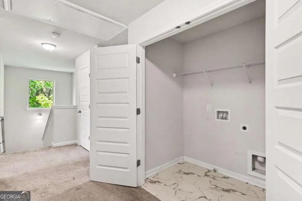 105 Mcentyre CT Calhoun, GA 30701