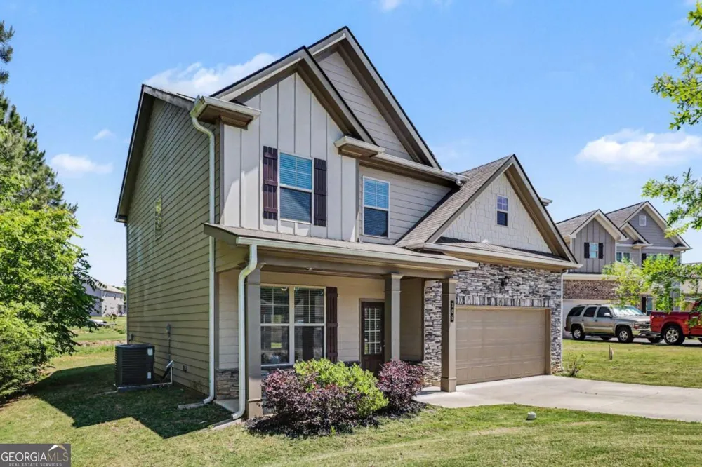 105 Mcentyre CT Calhoun, GA 30701